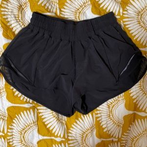 Lululemon hottie hot shorts